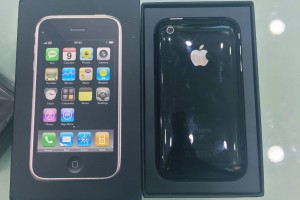 iPhone 3G hàng sưu tầm giá 50 triệu tại Việt Nam